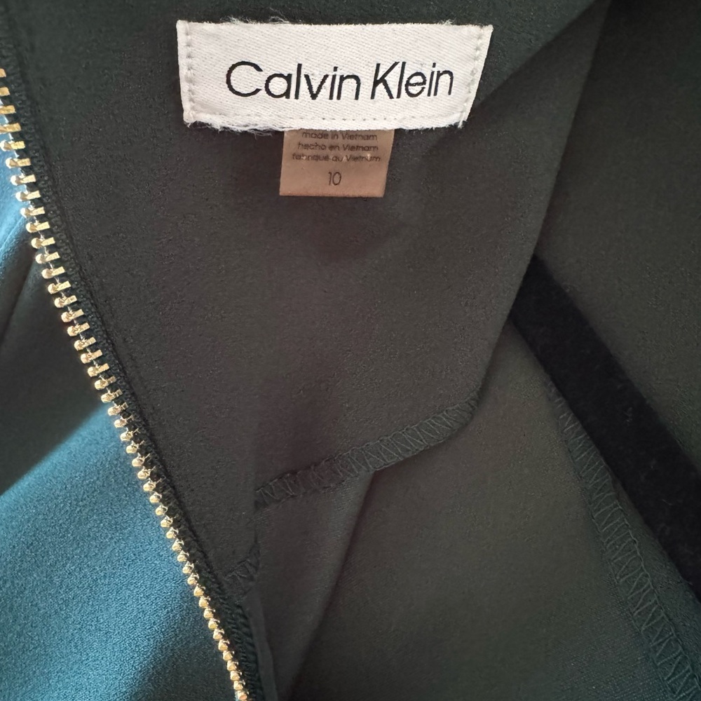 NWOT Calvin Klein Green Tulip Sheath Dress Green with Gold Back Zipper - Picture 7 of 9